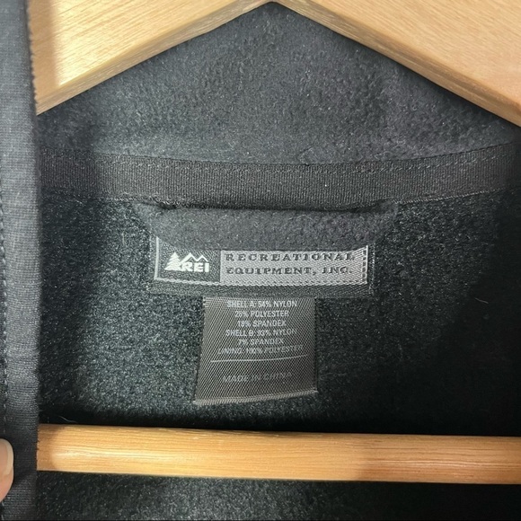 REI Black Full Zip Hard Shell Water Resistant Jacket S - Picture 5 of 5